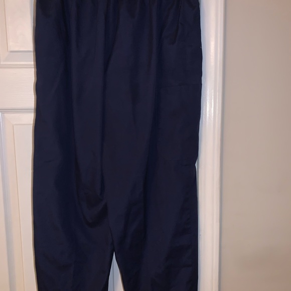 Barco Basix Nursing Scrubs Bottom, Size Medium - Picture 2 of 3